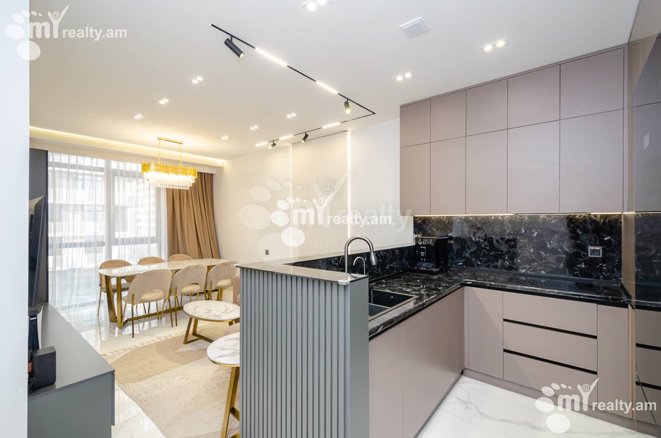 3 bedroom apartment for sale خیابان لِنینگراندیان, آچاپنیاک ایروان, 154444