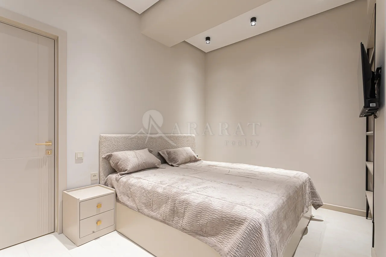 3 bedroom apartment for rent خیابان آرشاکونیاک, مرکز شهر ایروان, 158401