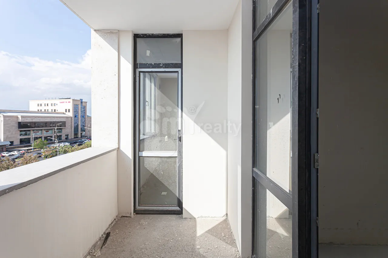 4 bedroom apartment for sale Mikoyan St, Nor Nork Yerevan, 161419