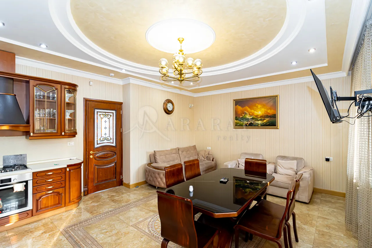 Առանձնատուն  Գ 1 թաղ., Աջափնյակ Երևան, 159067