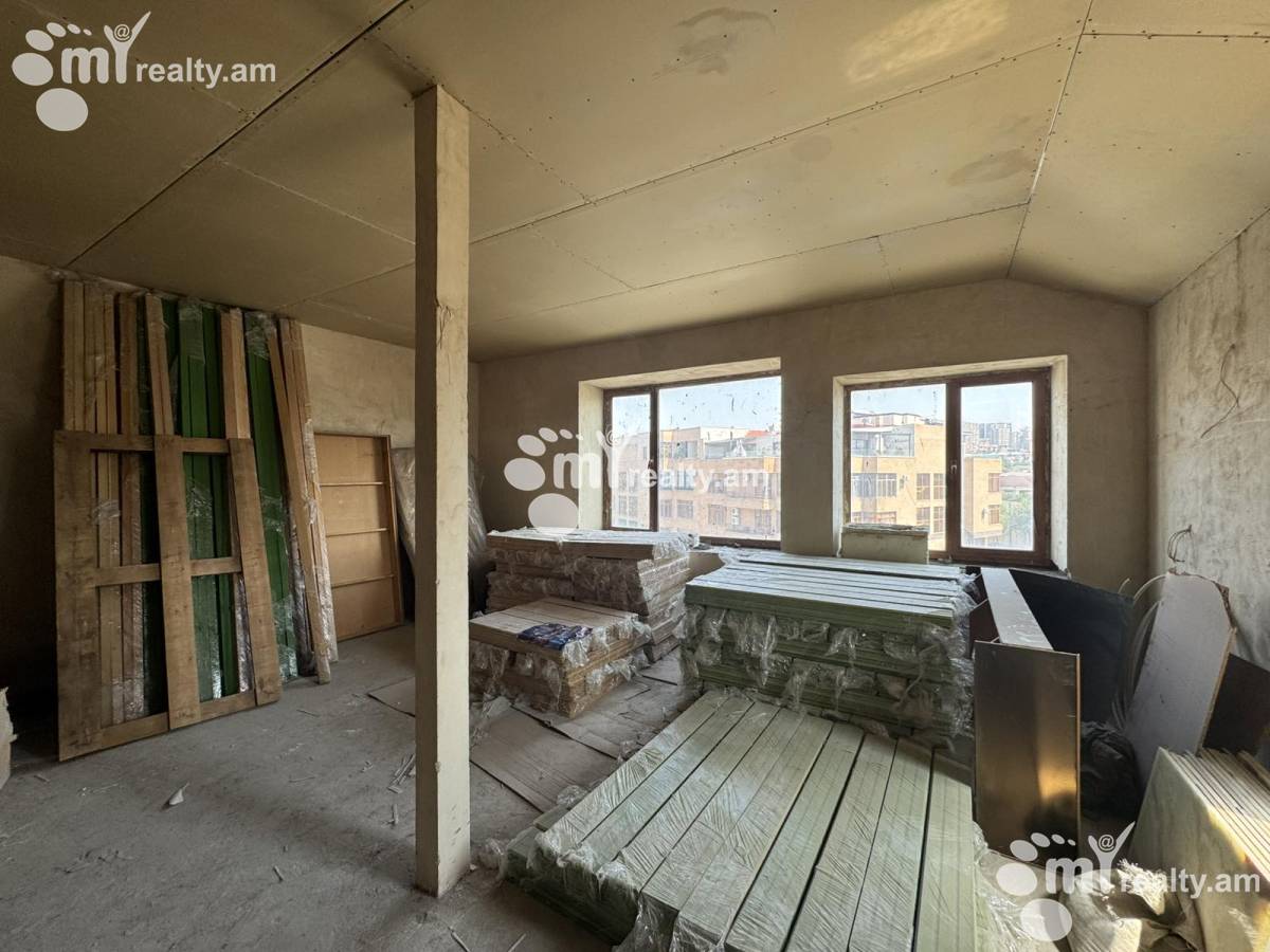 4 bedroom apartment for sale خیابان آنتارایین, مرکز شهر ایروان, 156118