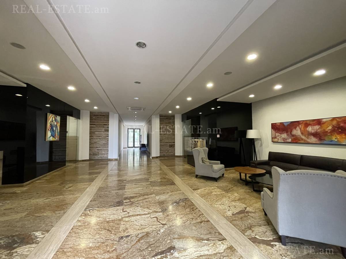 3 bedroom apartment for rent Antarayin St, Center Yerevan, 136837