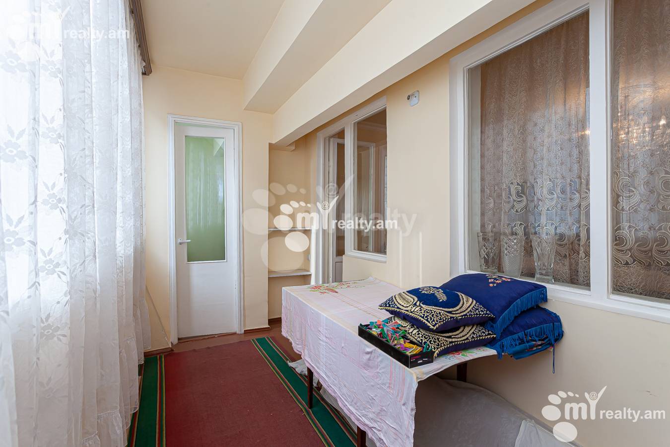3 bedroom apartment for sale Kajaznuni St, Center Yerevan, 145073
