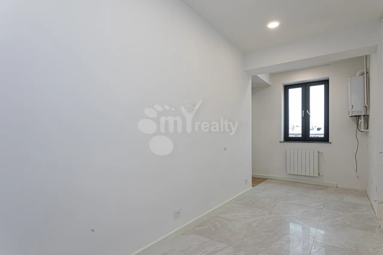 3 սենյականոց բնակարան  Սունդուկյան փող, Արաբկիր Երևան, 158588