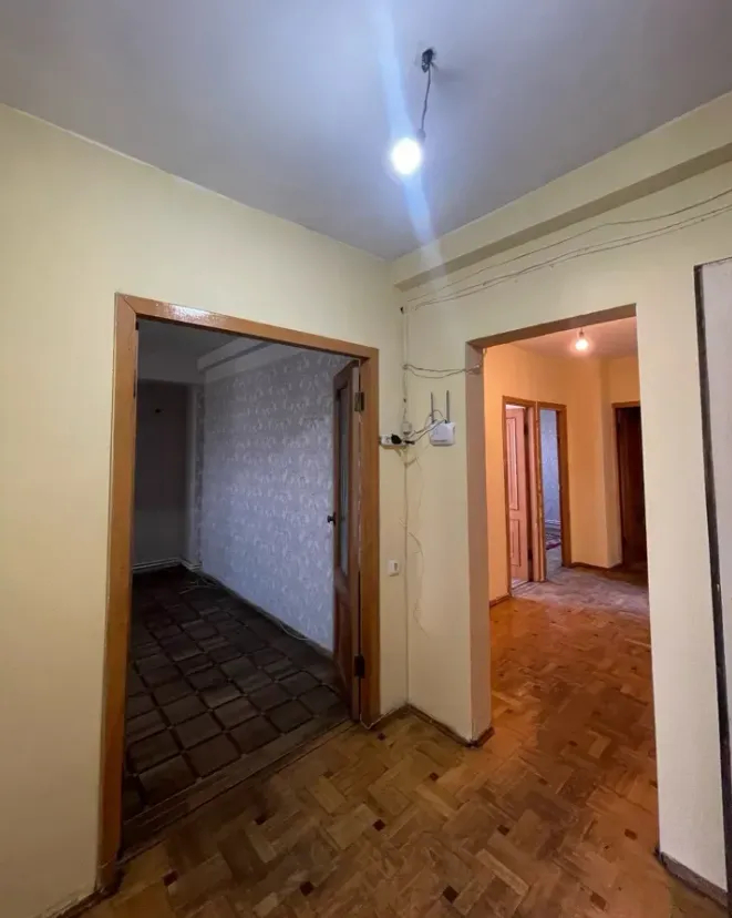 4 bedroom apartment for sale خیابان ز. سارکاواگ, کاناکِر – زیتون ایروان, 160684