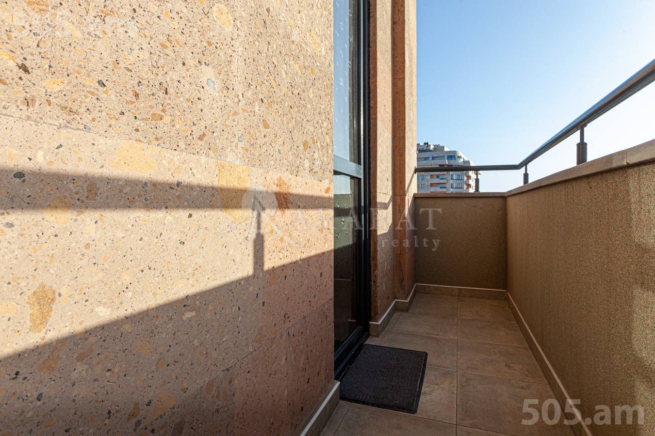 5 bedroom apartment for sale Amiryan St, Center Yerevan, 150344