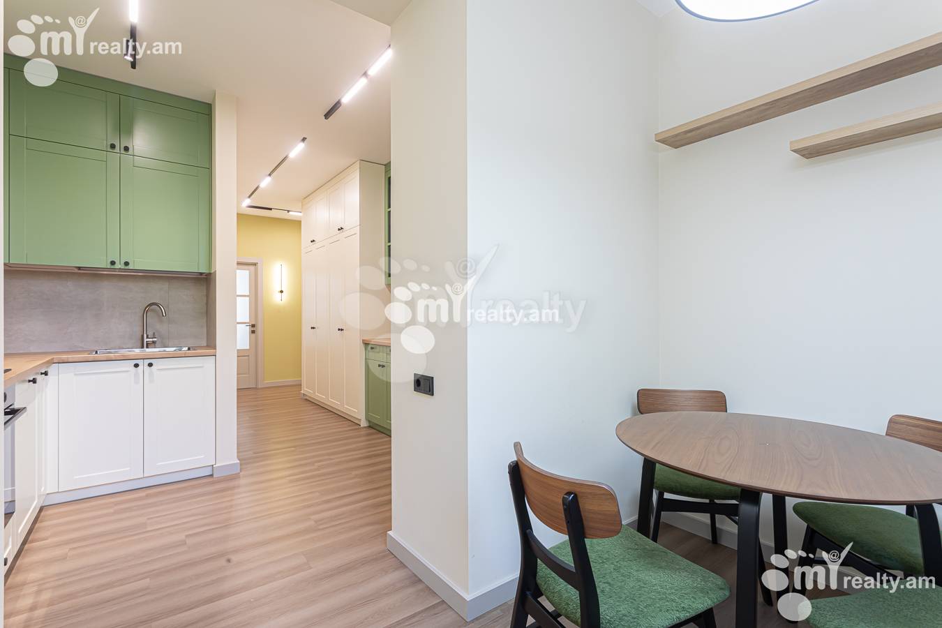 3 bedroom apartment for rent Tamanyan St, Center Yerevan, 156988