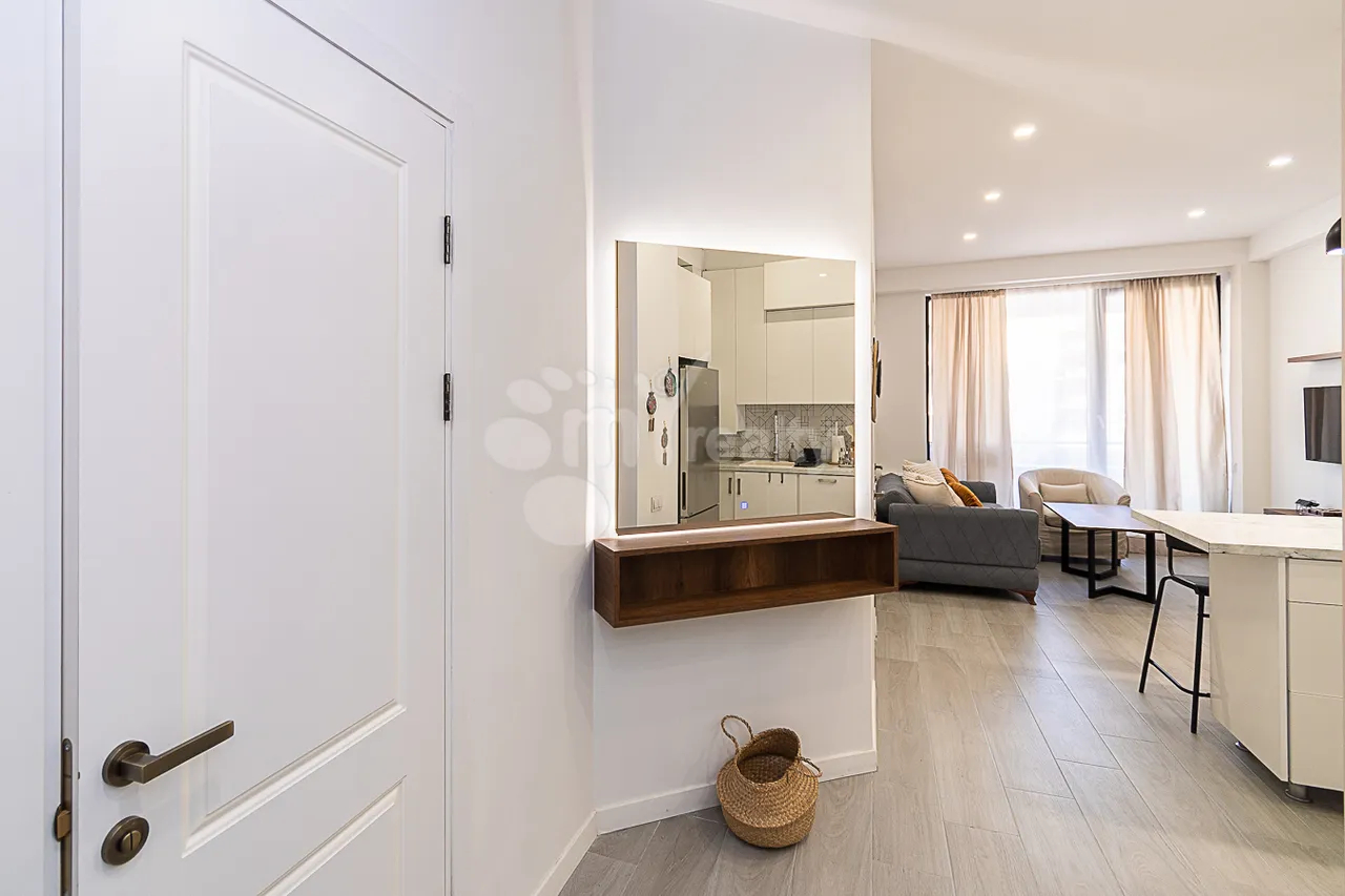 Снять 3 комнатную квартиру Антараин ул Г. Эмина, Центр Ереван, 159443