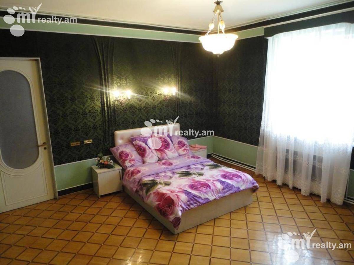 Commercial for sale خیابان کیِفیان کوچه 2, عربگیر ایروان, 155875