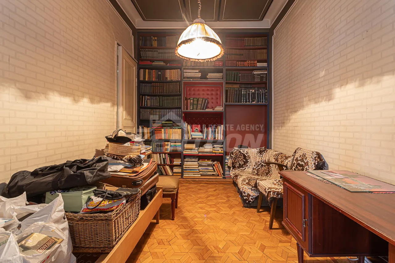 4 bedroom apartment for sale Isahakyan St, Center Yerevan, 158231