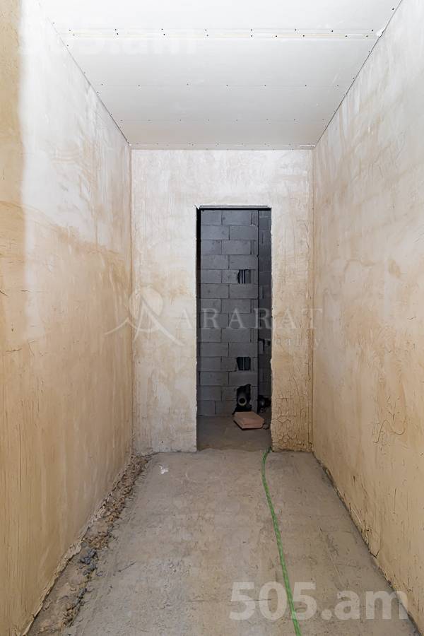 3 bedroom apartment for sale خیابان کومیتاس, عربگیر ایروان, 153914