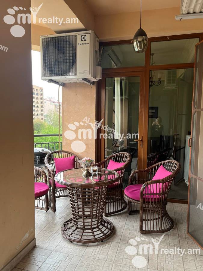 3 bedroom apartment for sale خیابان آرام, مرکز شهر ایروان, 138833