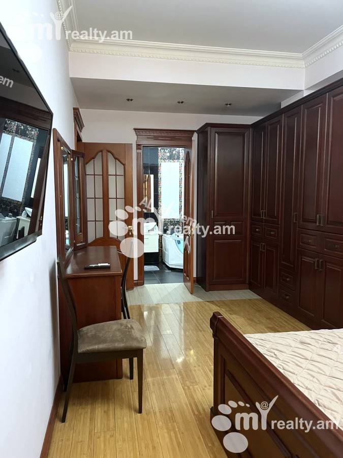 3 bedroom apartment for sale خیابان آرام, مرکز شهر ایروان, 138833
