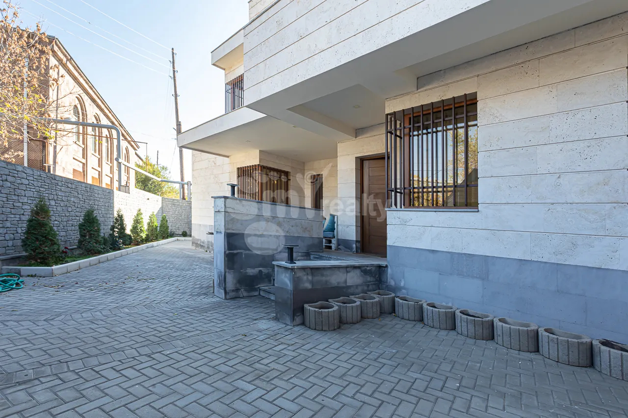 Առանձնատուն  Լուսինյանց փող., Կենտրոն Երևան, 157388