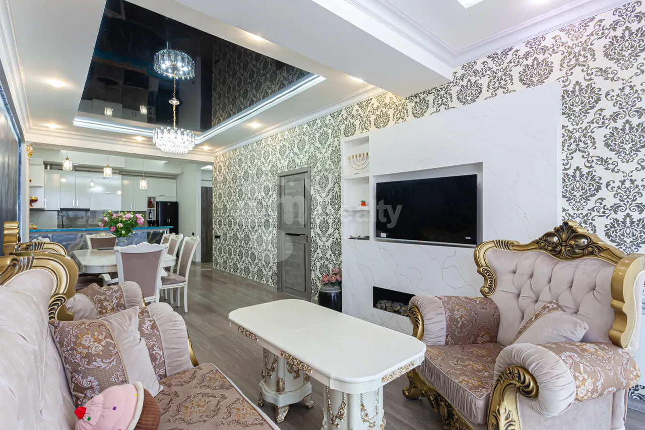 3 bedroom apartment for sale Mikoyan St, Davtachène Yerevan, 159910