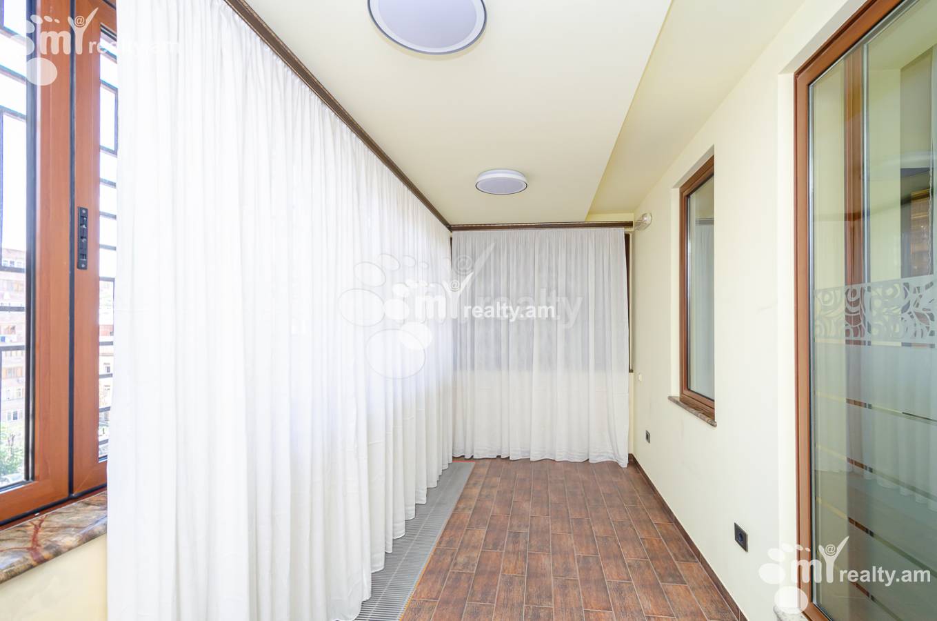 4 bedroom apartment for rent خیابان تِریان, مرکز شهر ایروان, 151280