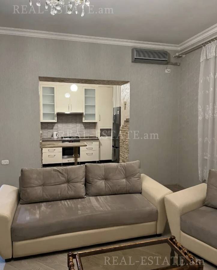4 bedroom apartment for sale Paronyan St, Center Yerevan, 139953