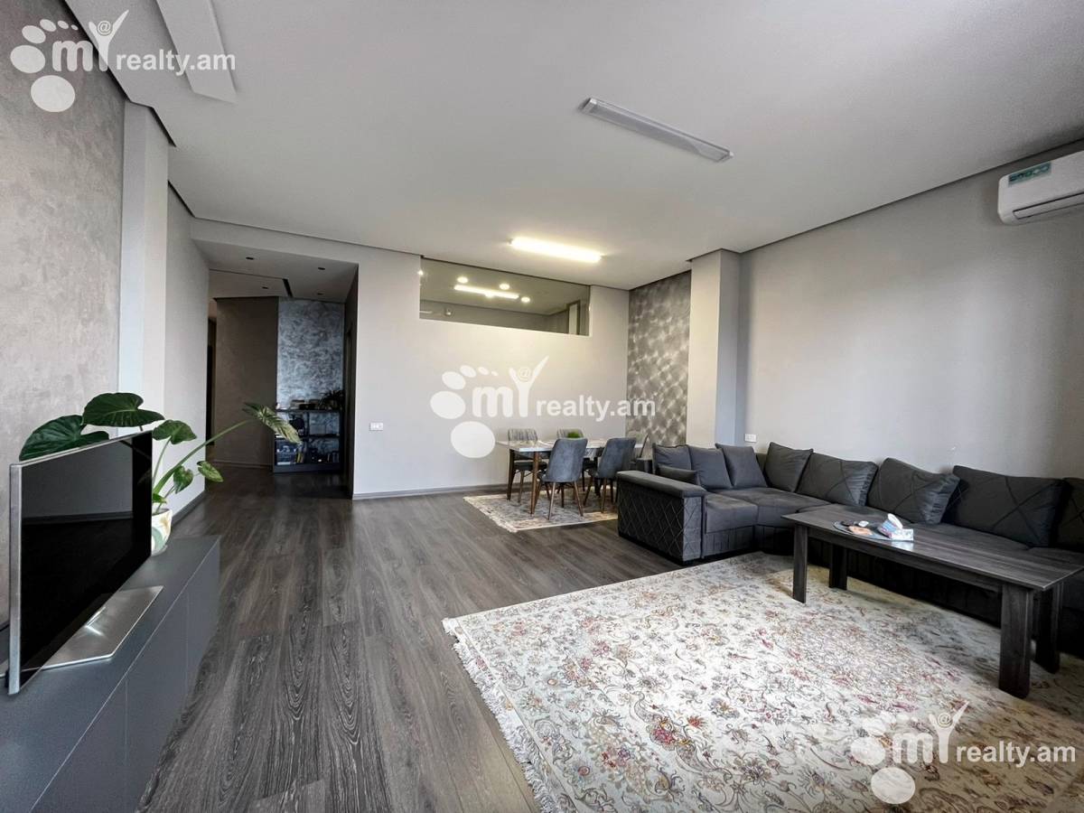 4 bedroom apartment for sale خیابان آزاتوتیان, عربگیر ایروان, 158123