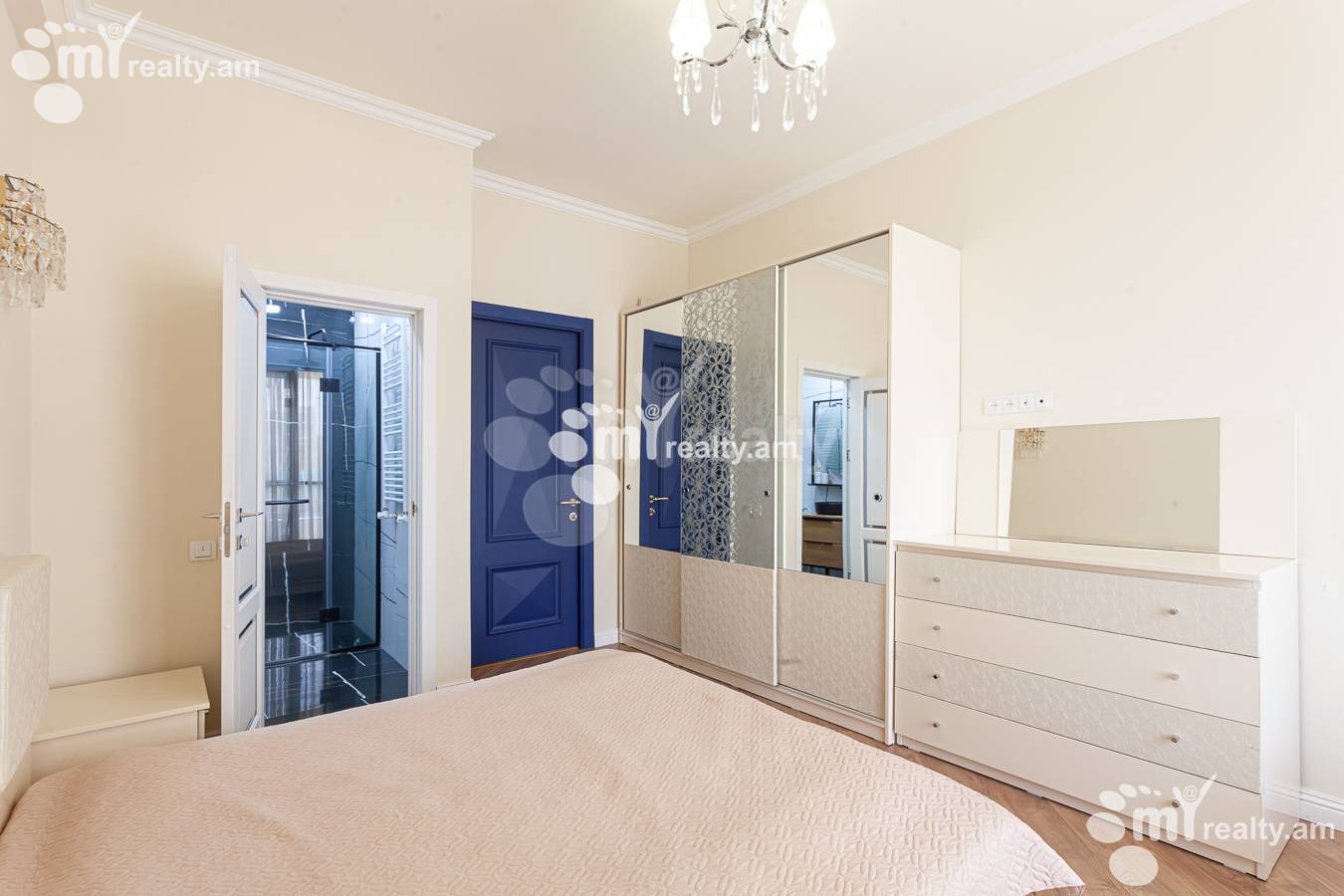 3 սենյականոց բնակարան  Սասնա Ծռեր փող., Դավթաշեն Երևան, 154055