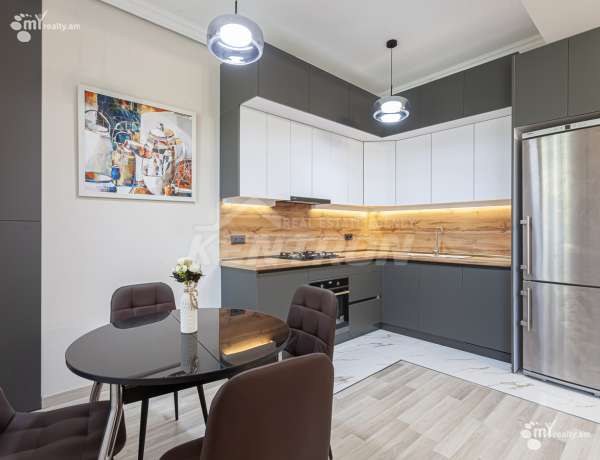 norakaruyc-bnakaran/4-senyakanoc/Leningradyan+St/Ajapnyak/Yerevan