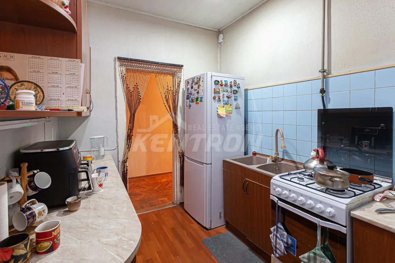 Commercial for sale خیابان ابوویان, مرکز شهر ایروان, 158520