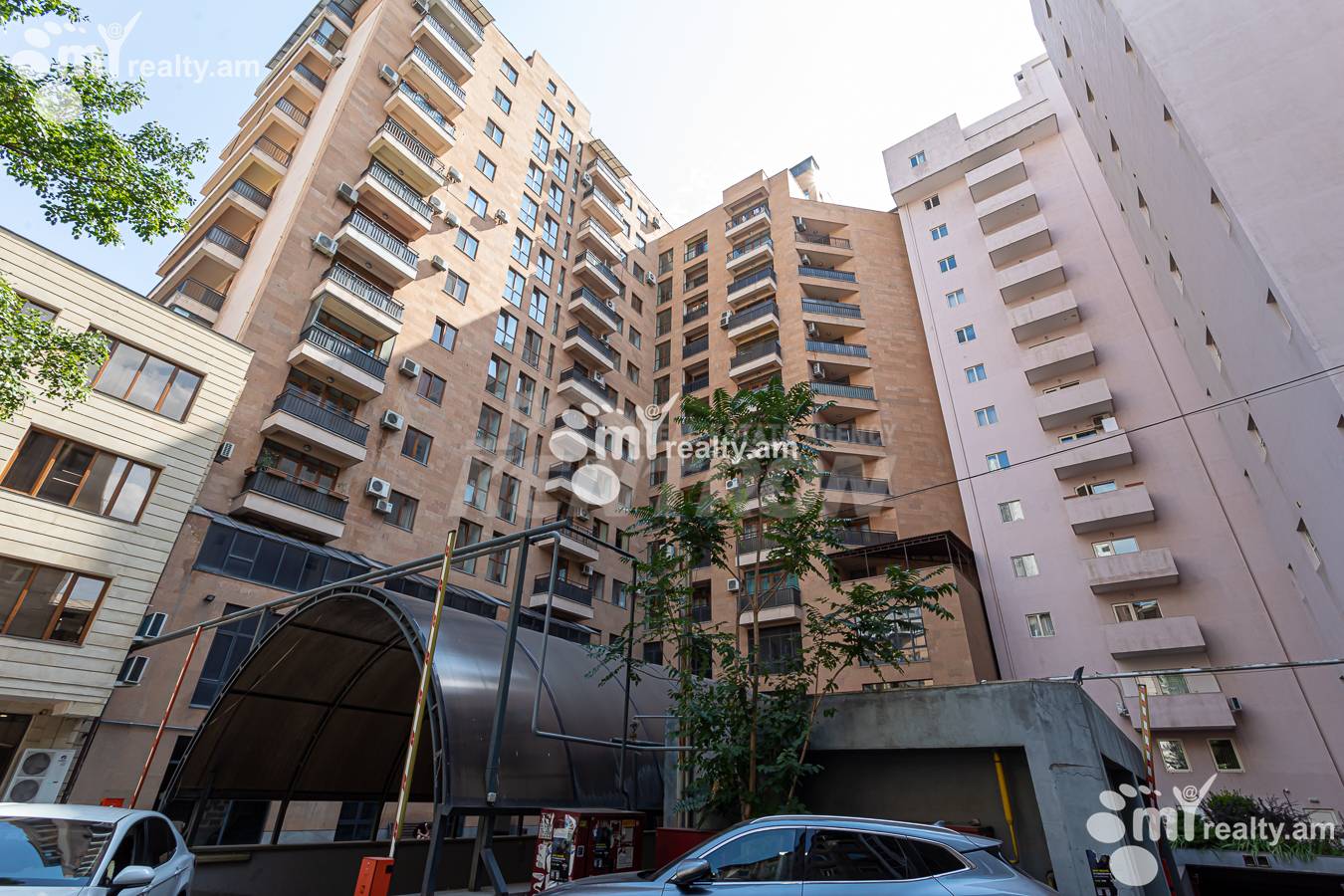 3 սենյականոց բնակարան վարձով Արամի փող, Կենտրոն Երևան, 156277