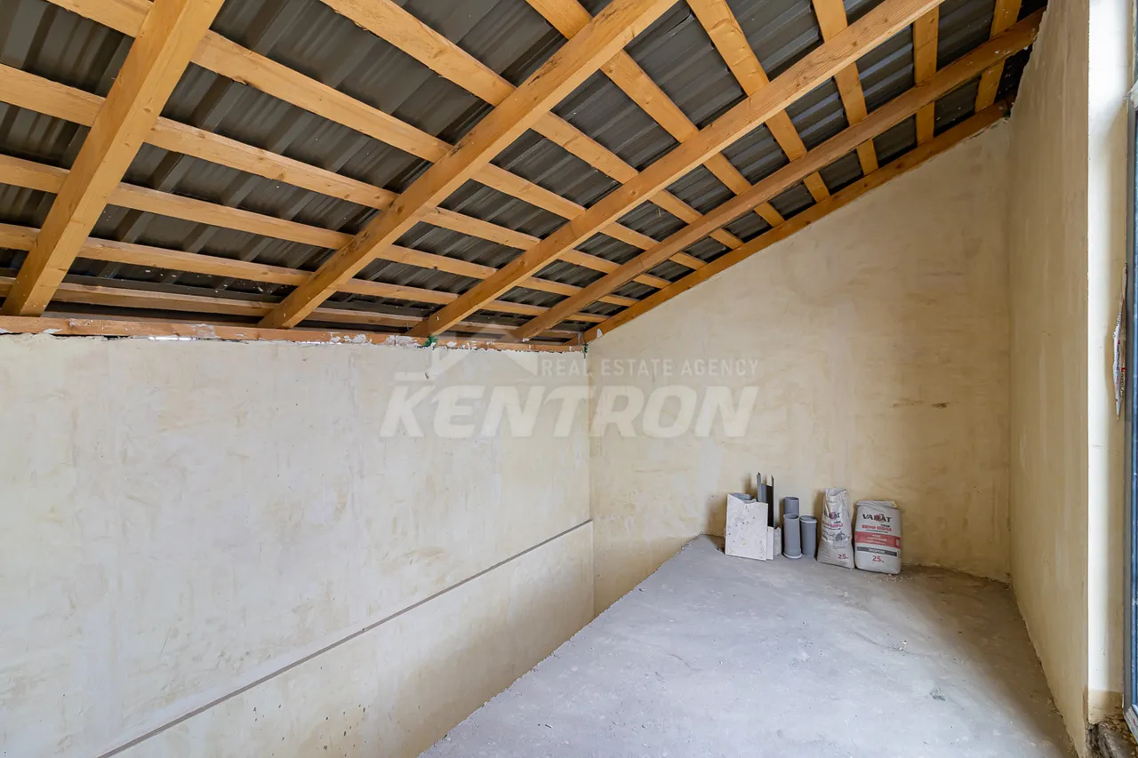 Առանձնատուն  կառուցապատողից Գ 1 թաղ., Աջափնյակ Երևան, 158092