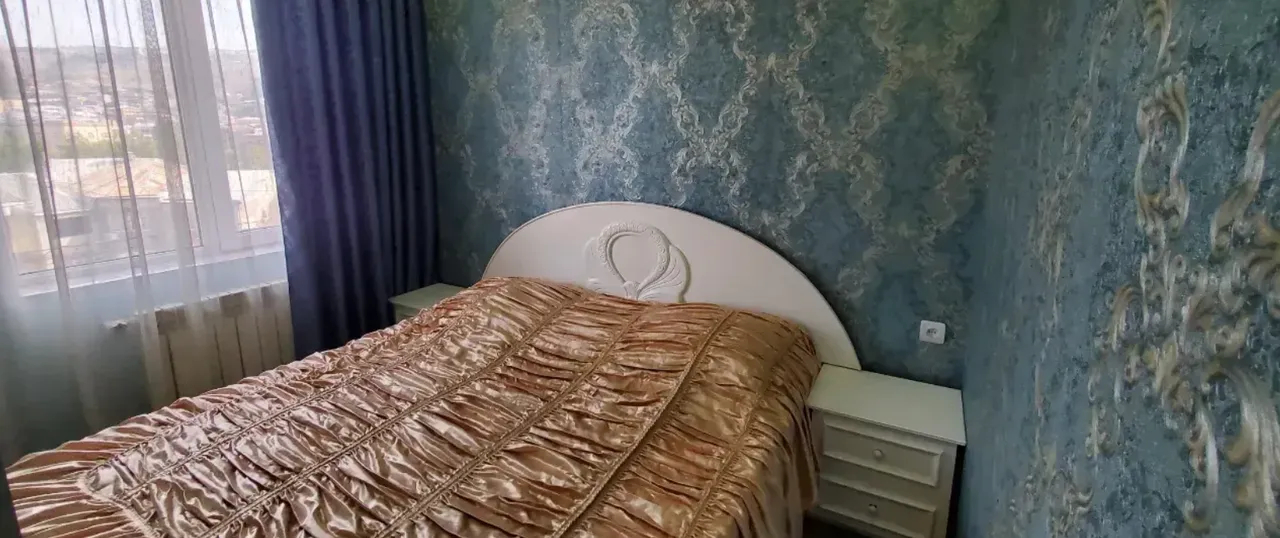 2 bedroom apartment for rent Hanrapetutyan St, Center Yerevan, 160350