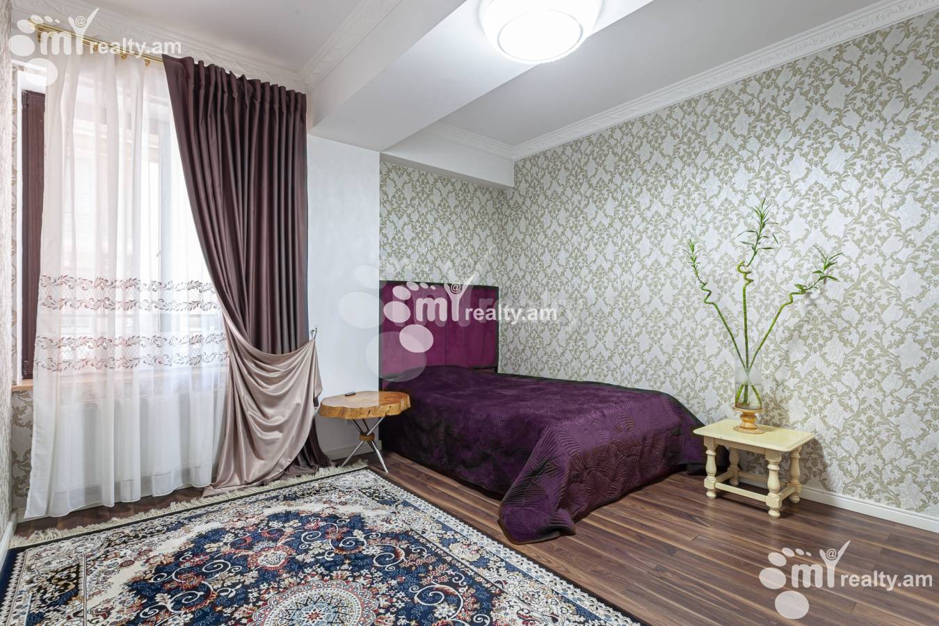 3 bedroom apartment for rent Buzand St, Center Yerevan, 155629