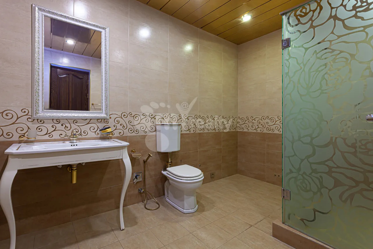4 bedroom apartment for rent Vardanants St, Center Yerevan, 161364