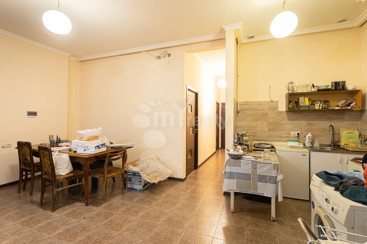 3 bedroom apartment for sale Teryan St, Center Yerevan, 159608