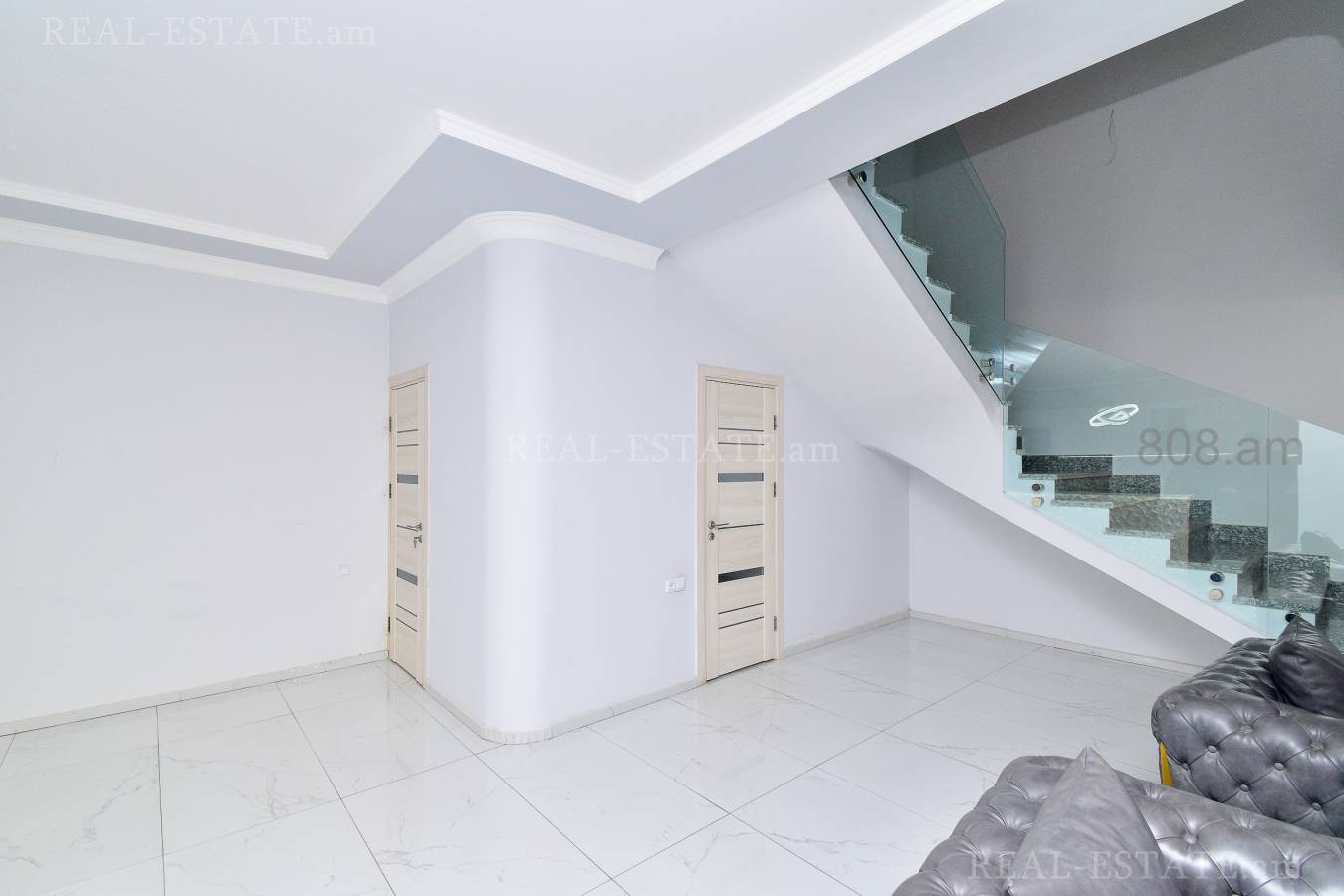 House for sale خیابان نازاربِکیان, آچاپنیاک ایروان, 127695