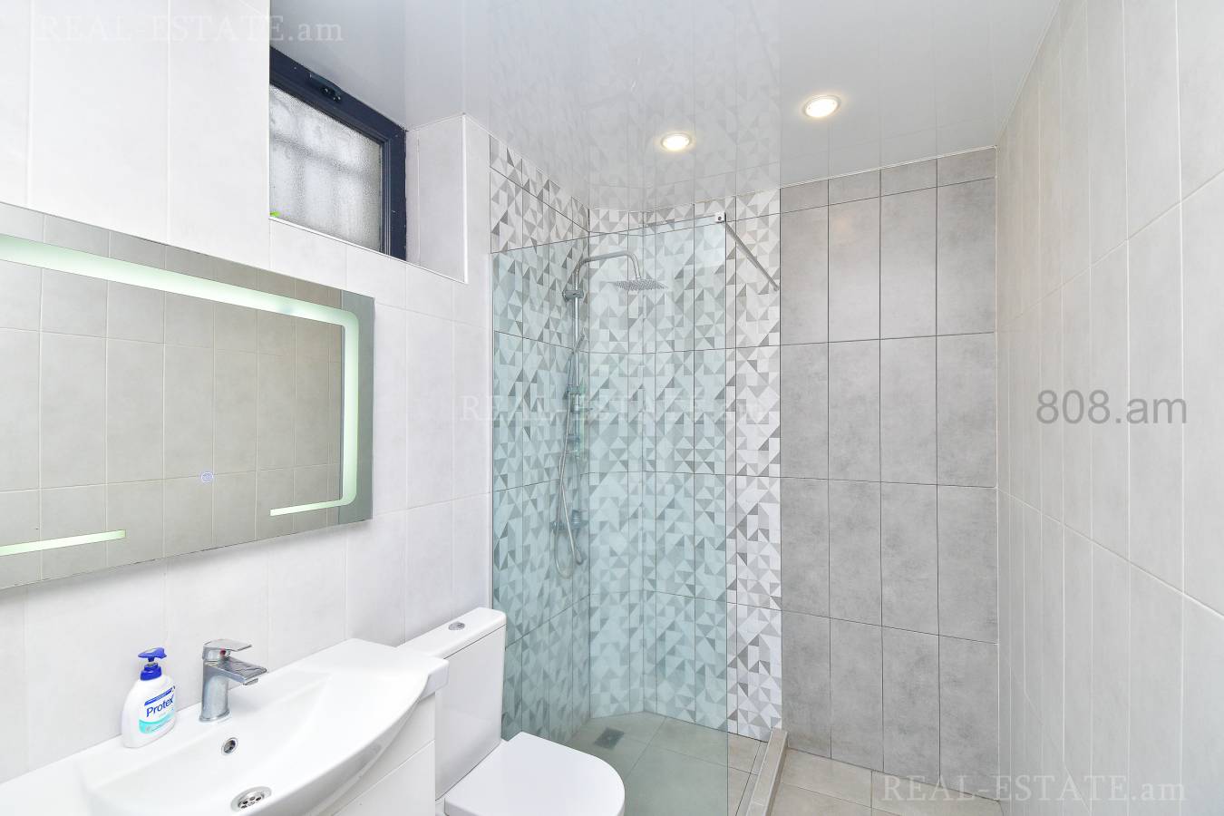 House for sale خیابان نازاربِکیان, آچاپنیاک ایروان, 127695