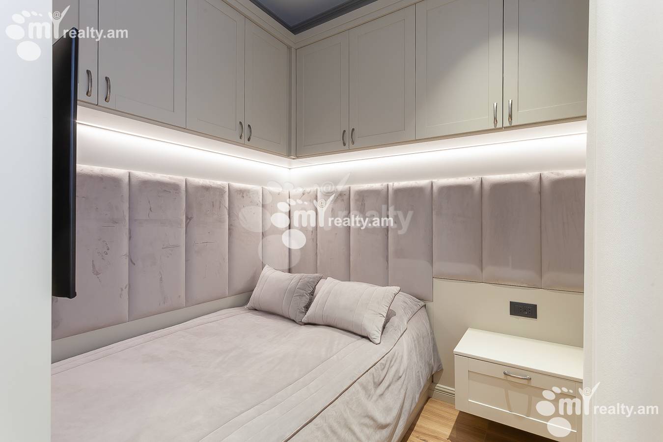 Купить 2 комнатную квартиру Маштоца пр, Центр Ереван, 151469