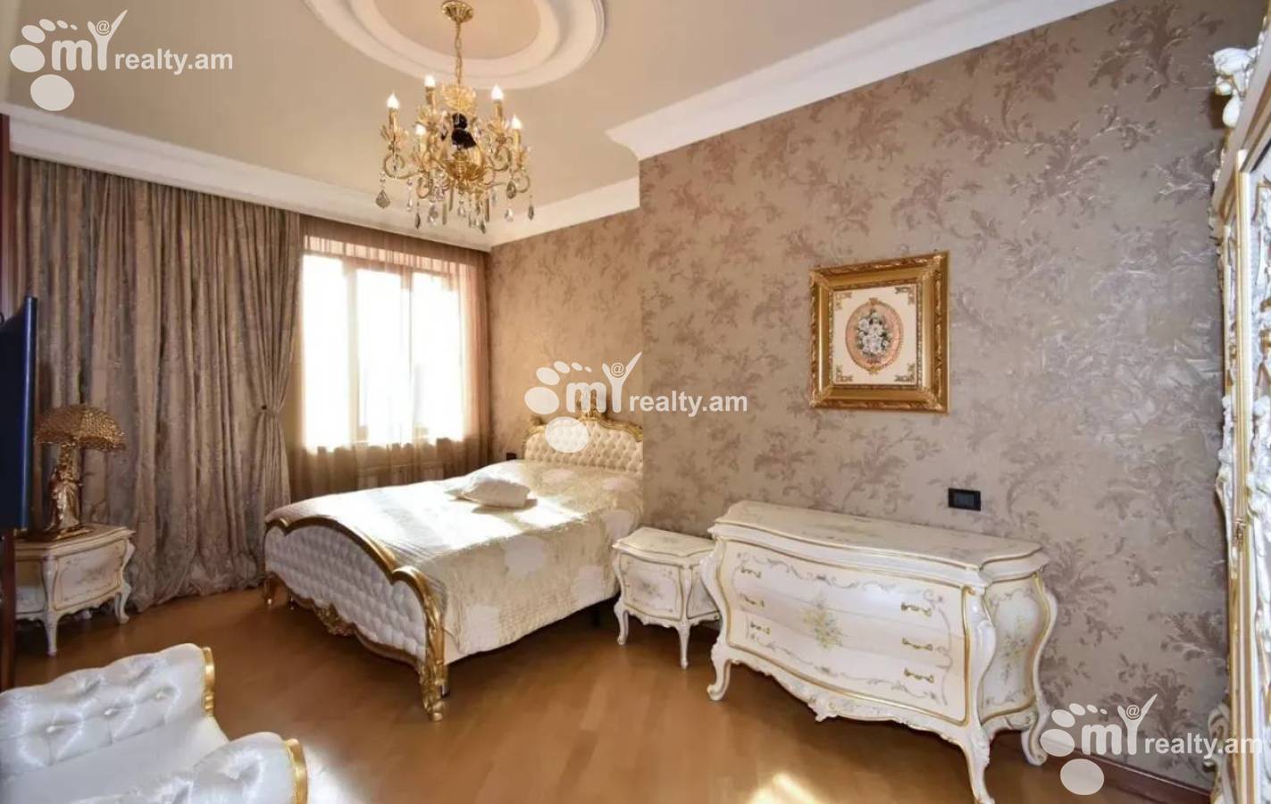 4 bedroom apartment for rent خیابان امیریان, مرکز شهر ایروان, 153450