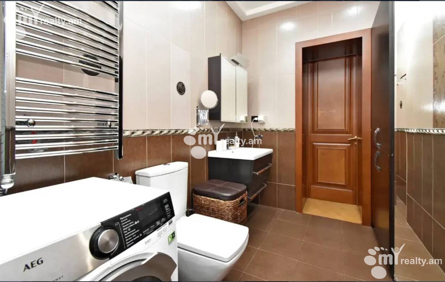 4 bedroom apartment for rent خیابان امیریان, مرکز شهر ایروان, 153450