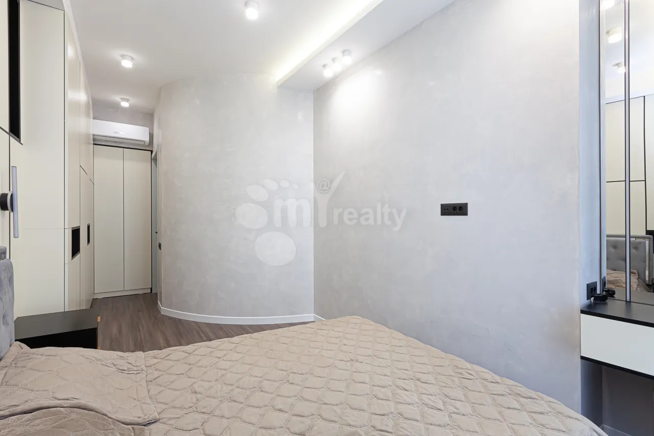 3 bedroom apartment for rent Arshakunyats Ave, Center Yerevan, 161054