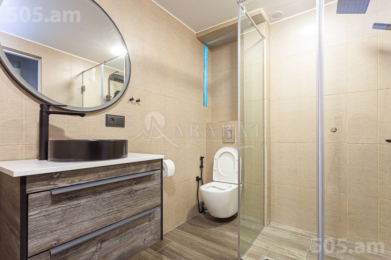 3 սենյականոց բնակարան  Տիգրան Մեծի պող, Կենտրոն Երևան, 150119