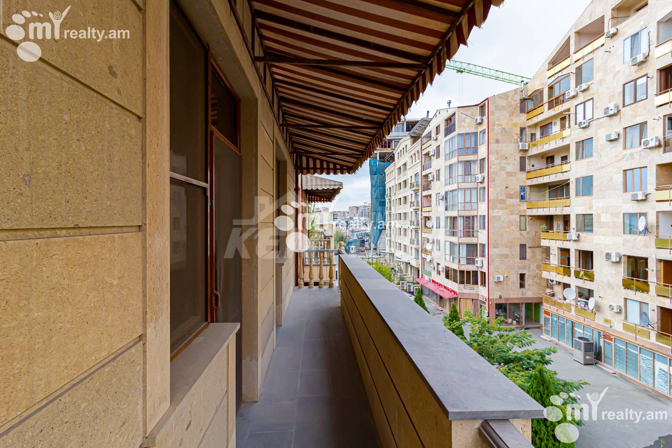 4 bedroom apartment for rent خیابان آنتارایین, مرکز شهر ایروان, 153236