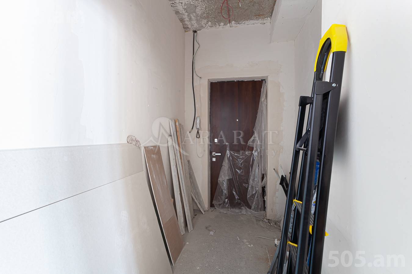 Купить 3 комнатную квартиру Аршакуняц пр, Центр Ереван, 154773