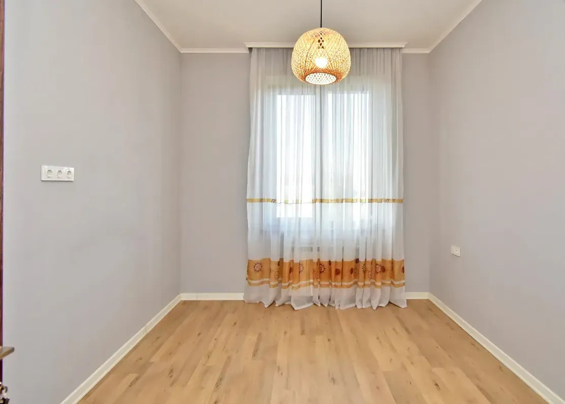 Купить 3 комнатную квартиру Микоян ул, Давташен Ереван, 160884