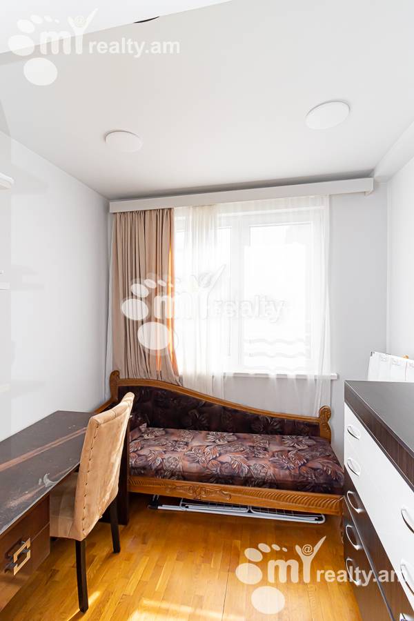 3 bedroom apartment for sale خیابان ا. کاخاتریان, عربگیر ایروان, 153718