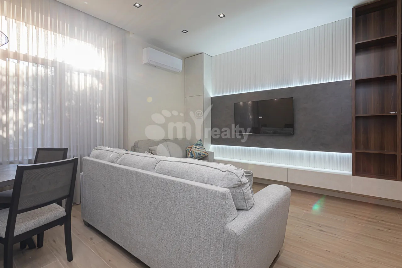 3 bedroom apartment for rent خیابان امیریان, مرکز شهر ایروان, 157289