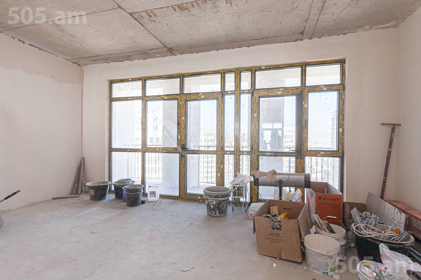 Купить 3 комнатную квартиру Аршакуняц пр, Центр Ереван, 154773