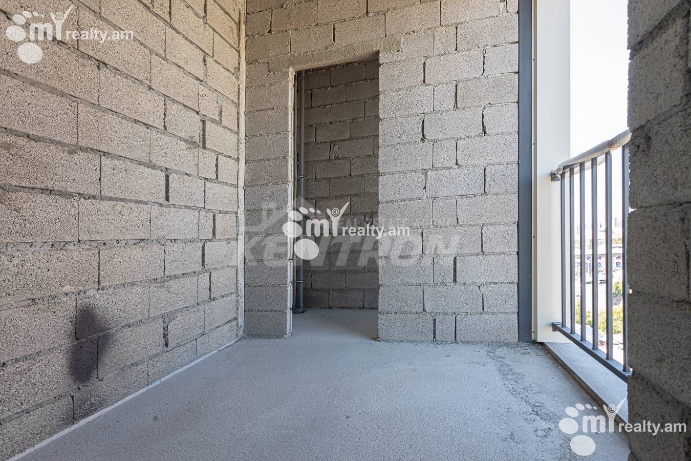 2 սենյականոց բնակարան  Ն. Զարյան փող, Արաբկիր Երևան, 157001