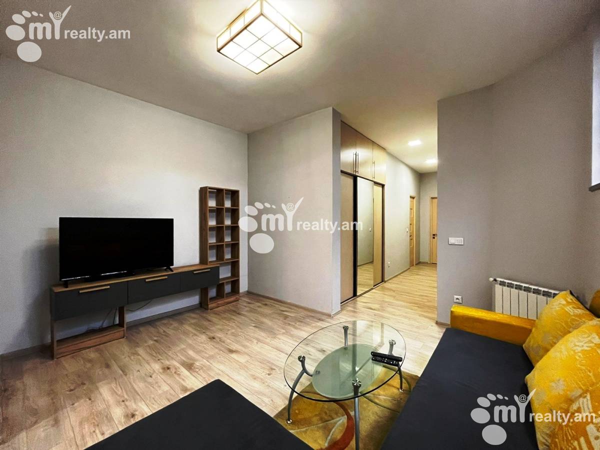 4 bedroom apartment for rent Antarayin St, Center Yerevan, 156196