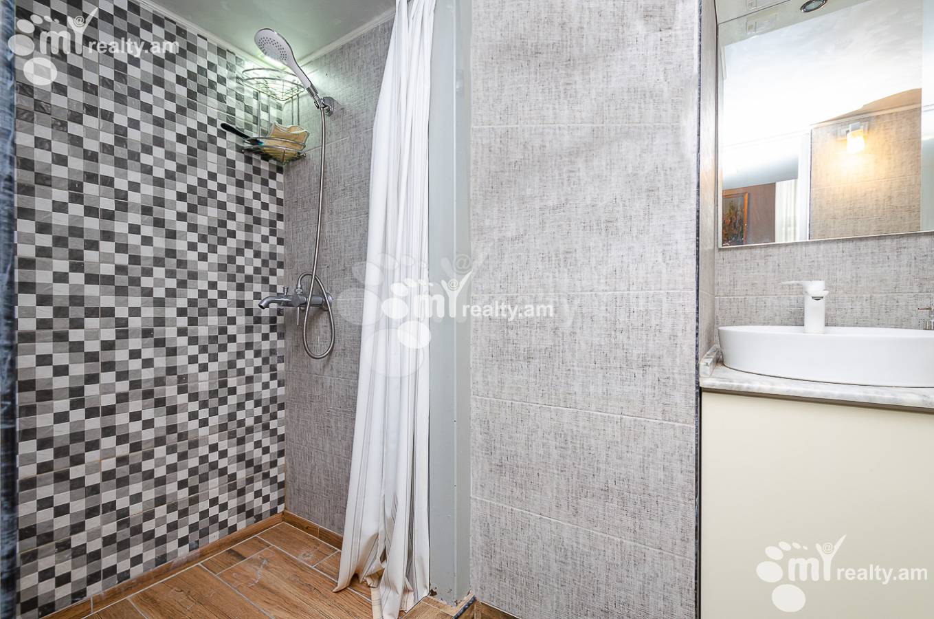 2 bedroom apartment for sale Koghbatsi St, Center Yerevan, 143905