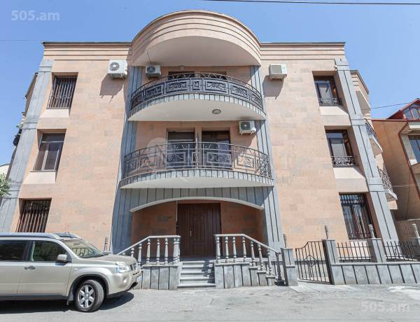 norakaruyc-bnakaran/2-senyakanoc/Antarayin+St/Center/Yerevan