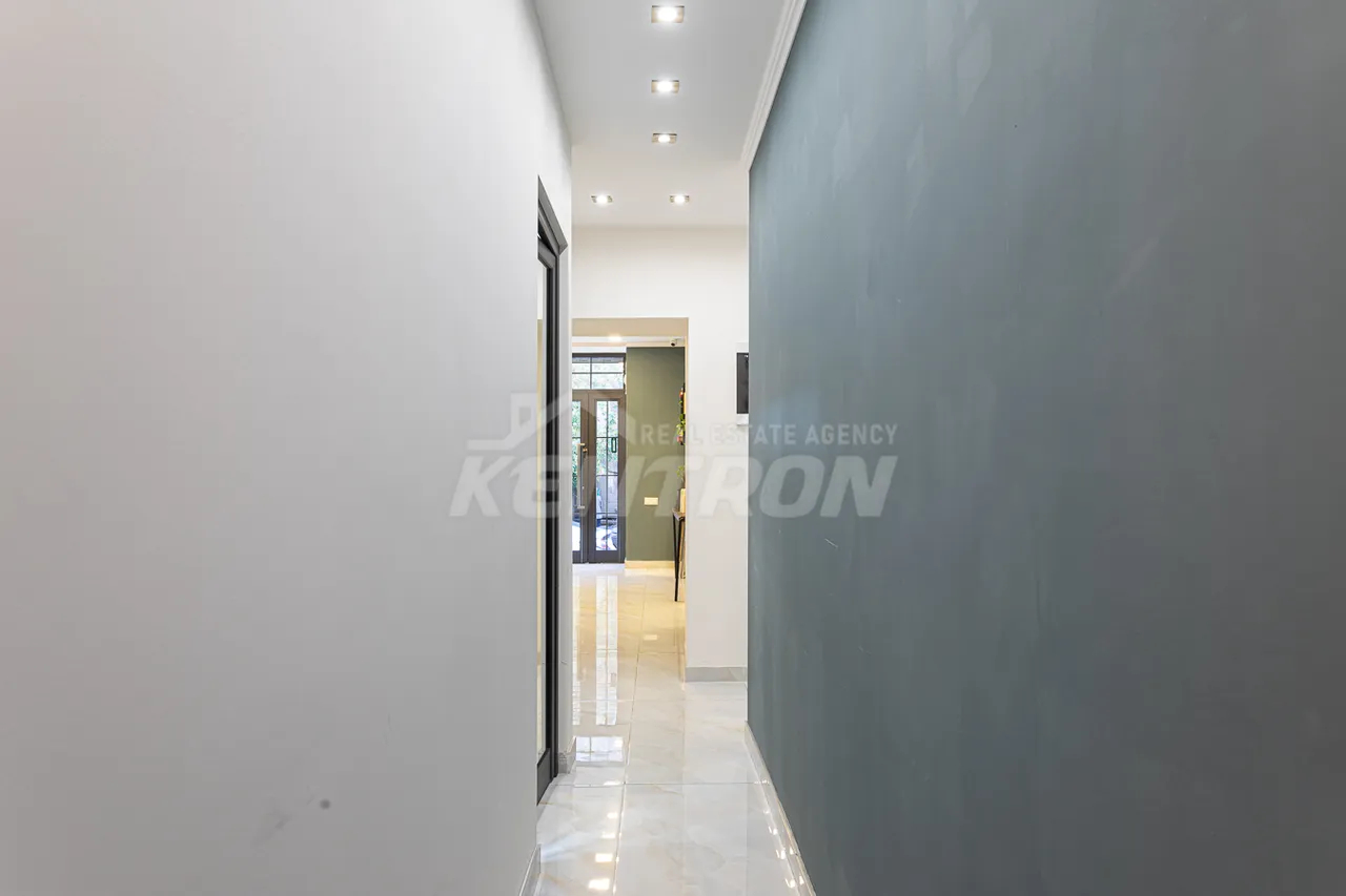 Commercial property for sale Tumanyan St, Center Yerevan, 157383