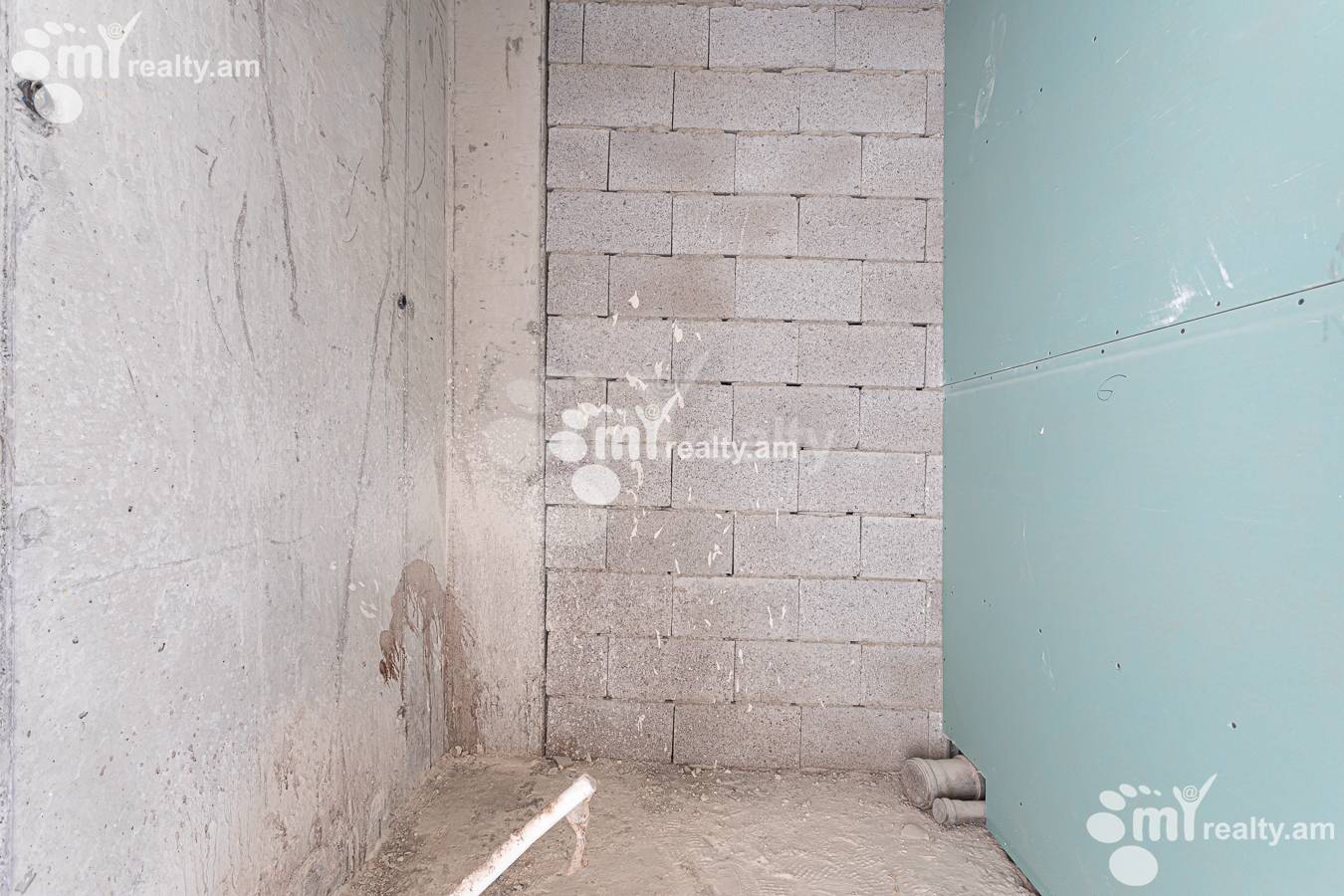 Купить 2 комнатную квартиру Фучик ул, Ачапняк Ереван, 156188